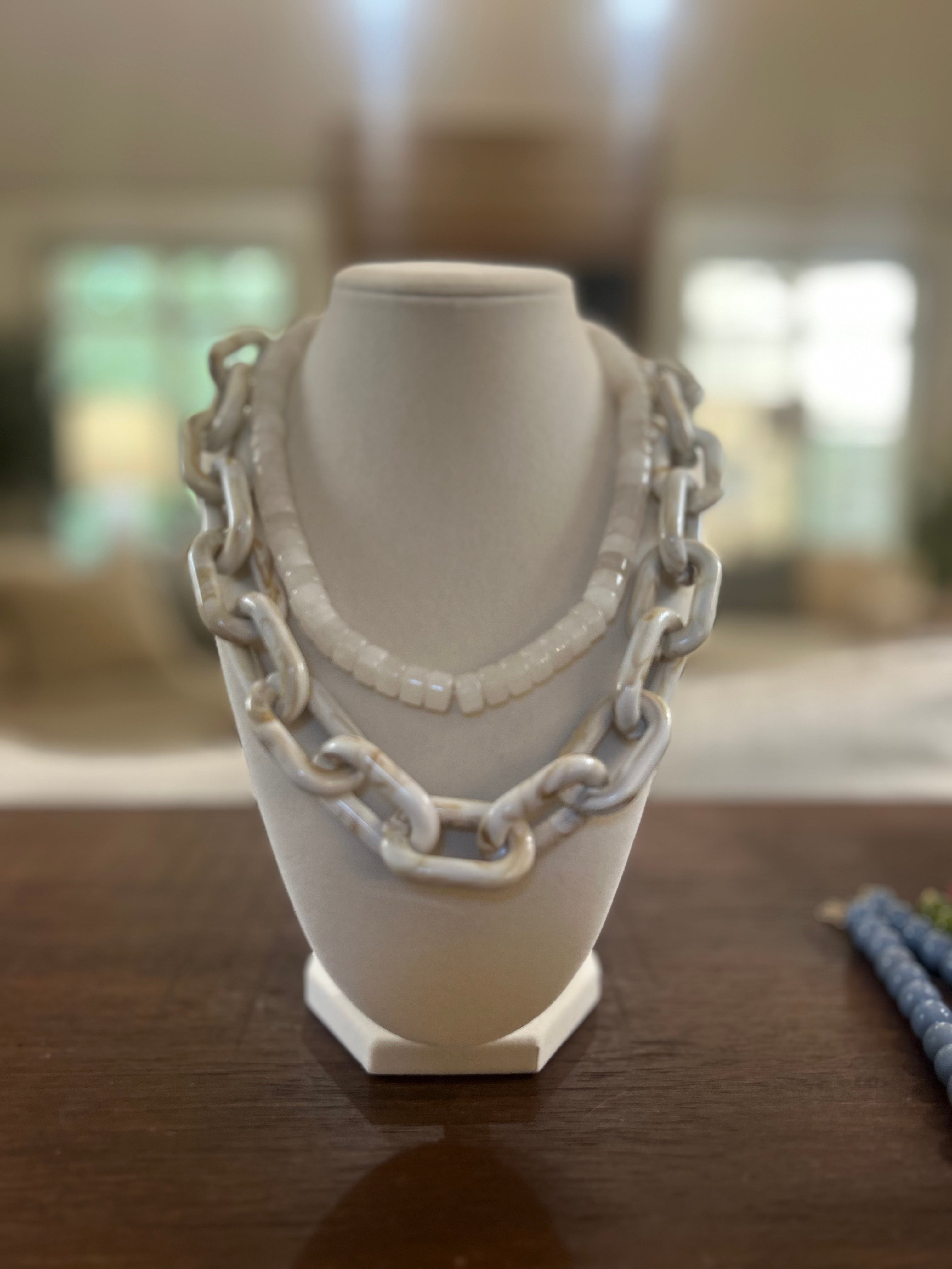 Neutral Chunky Chain